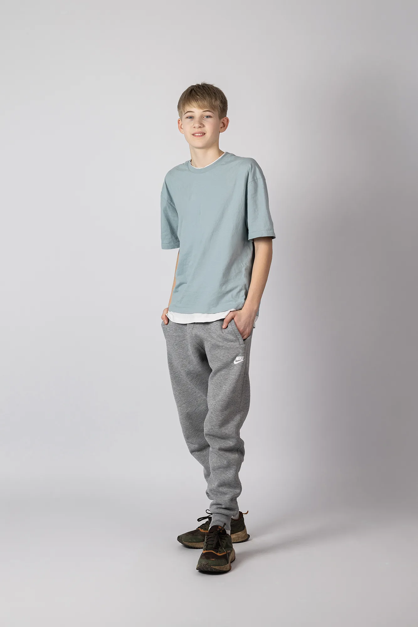 Model 1 - Image 4